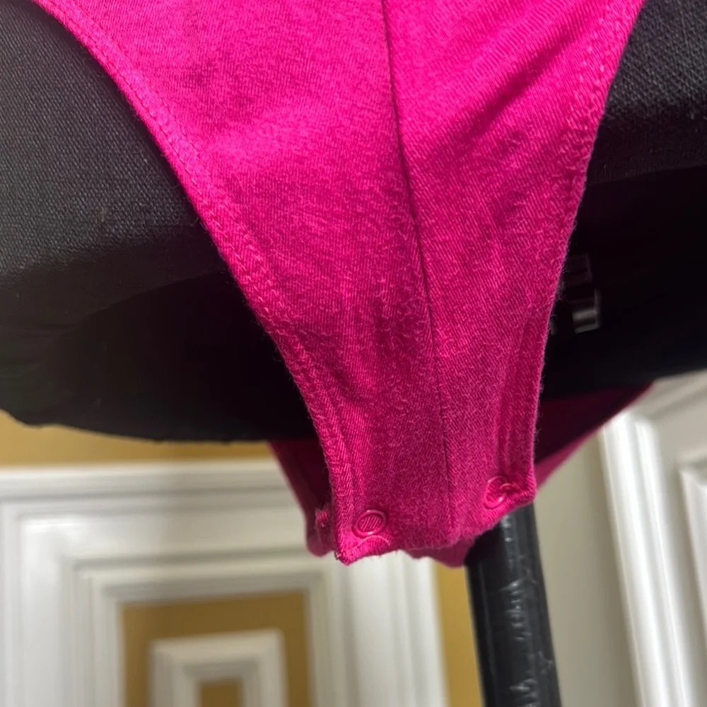 Elegant Pink Sleeveless Top - Picture 10 of 11